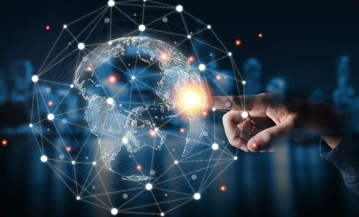 A dynamic visualization of a connected digital world